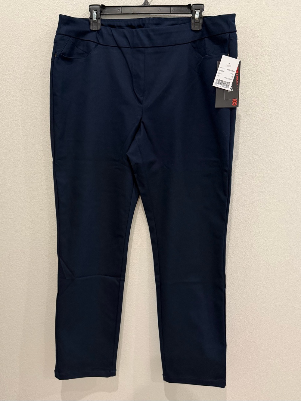 Briggs Women's Navy Stretch Pull-On Pants, NWT, size 16